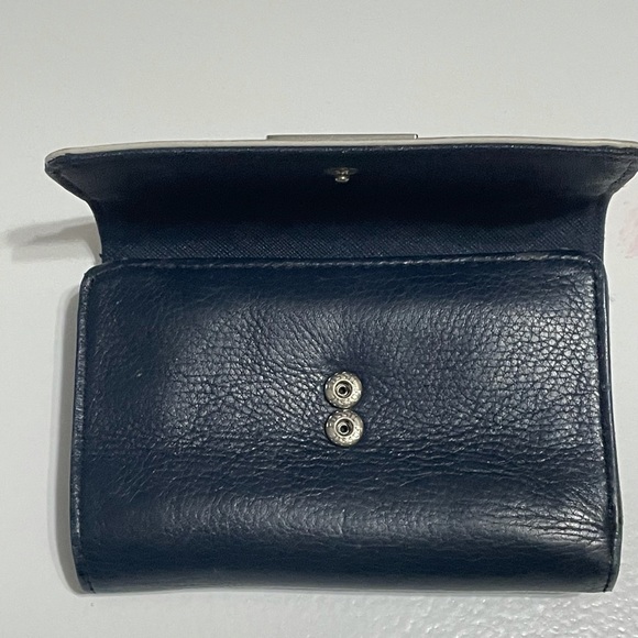 Women’s Authentic Fossil wallet Small - Picture 5 of 6